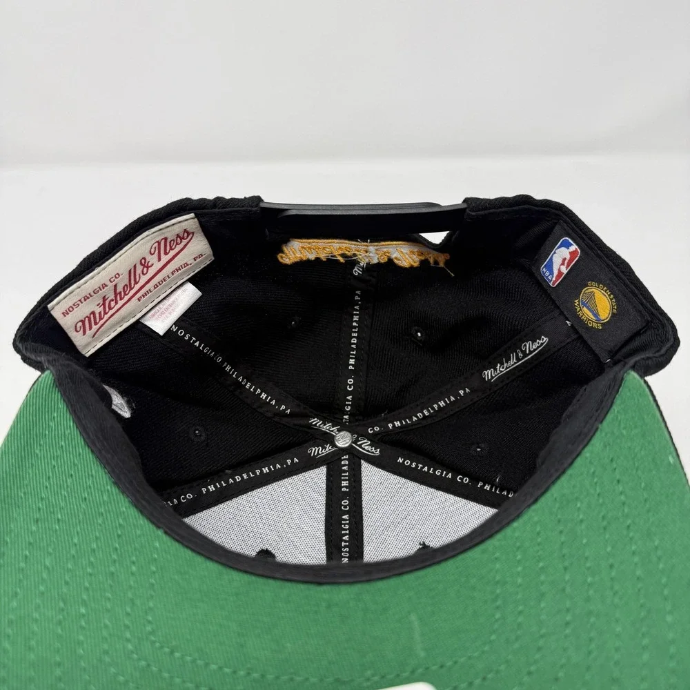 Golden State Warriors Hat Cap Snap Back Mens One Size Black NBA Mitchell & Ness